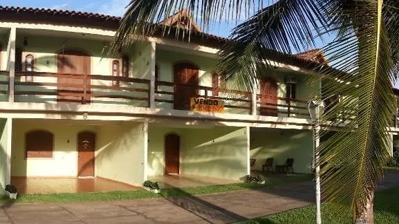 Casa Agradavel Com 3 Suites Em Condominio A 150 Metros Da Praia